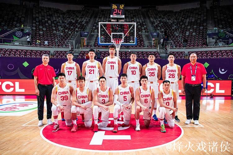 中国男篮再减两人 队伍现剩15名球员